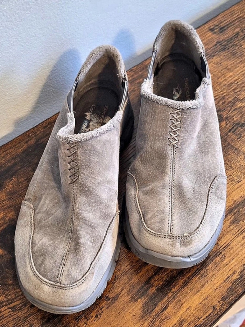 Skechers Relaxed Fit: Expected X - Larmen Women's Suede Winter Boots US 8.5